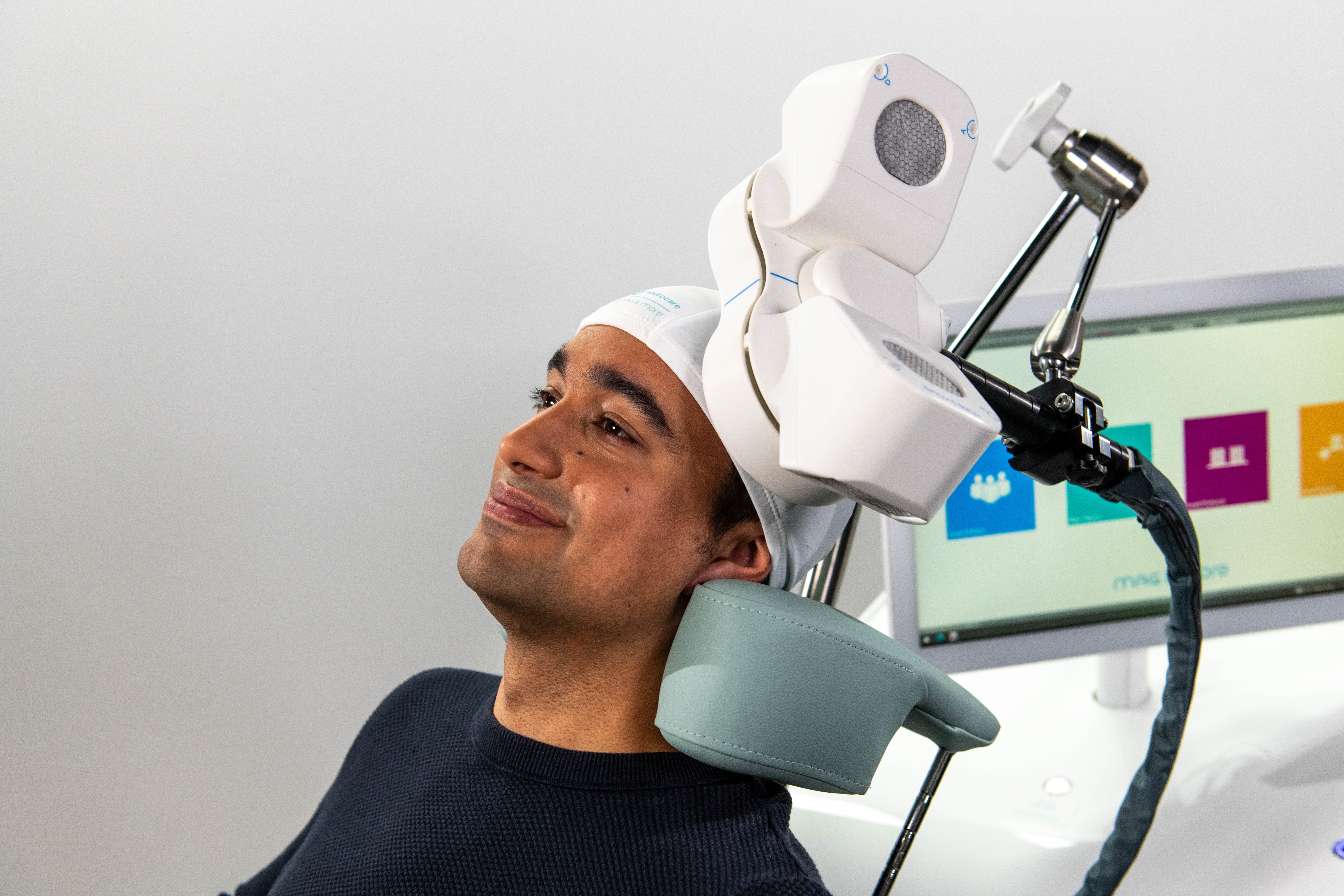 transcranial magnetic stimulation depression