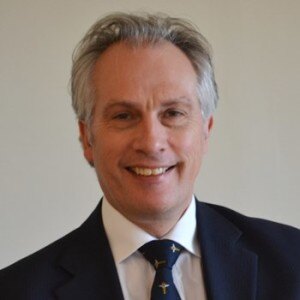 Dr Leigh Neal